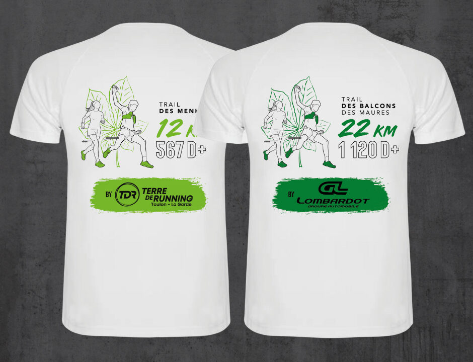 Mise en situation de deux tee shirts blanc offert lors de l'inscription au Trail des Maures