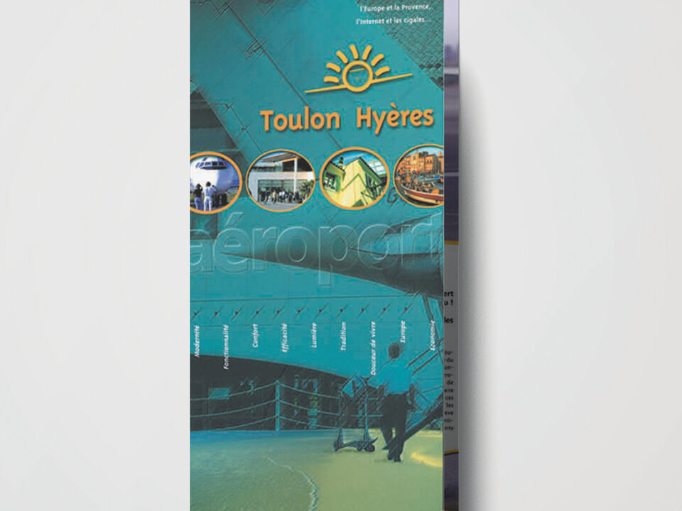 Recto du dépliant de l'aéroport Toulon Hyères sur fond gris